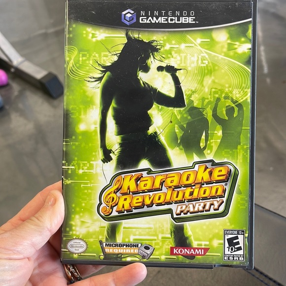 Nintendo GameCube karaoke Revolution party game - Picture 1 of 7